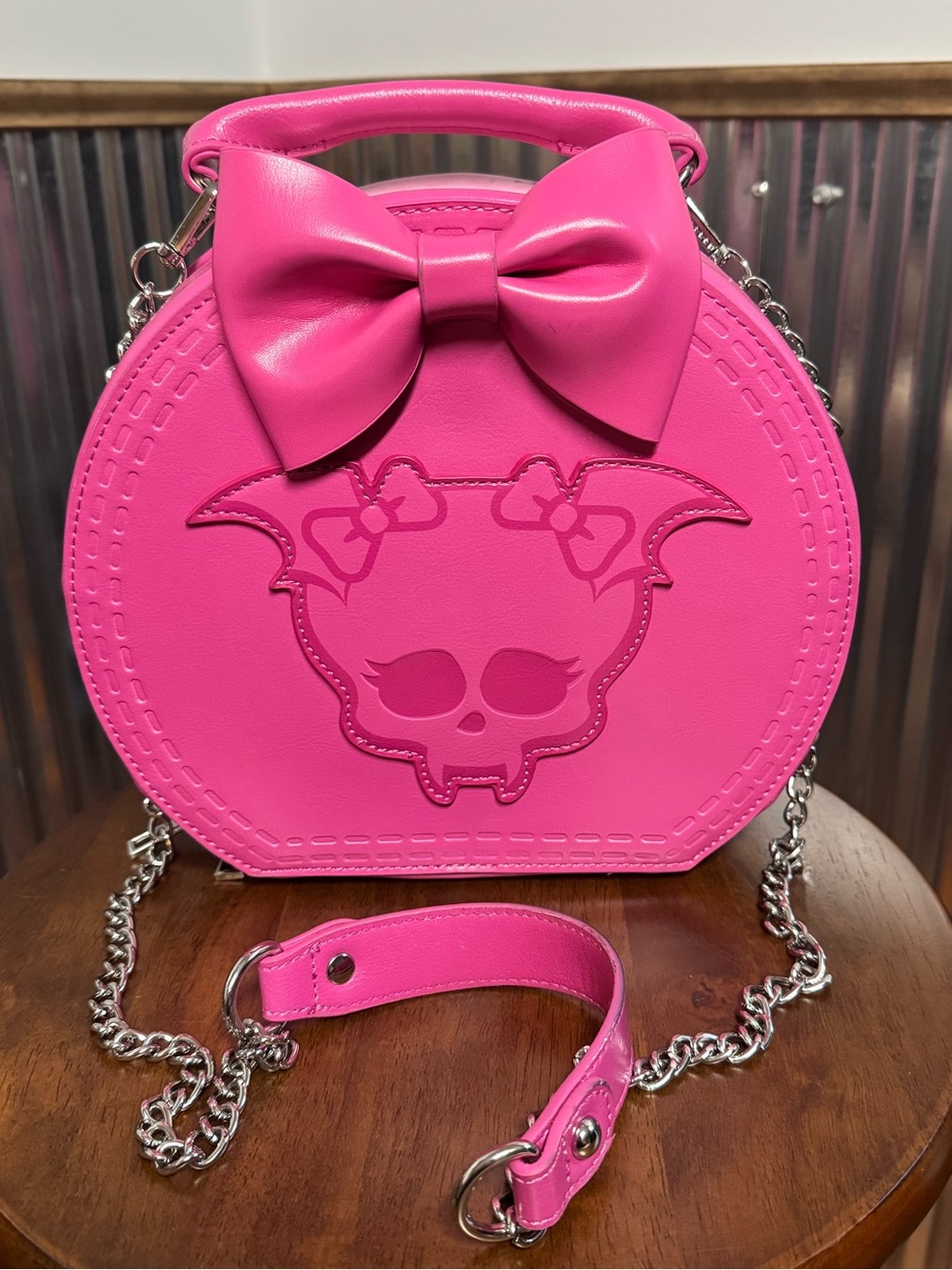 Monster High Draculaura Bow Crossbody Bag -Pink-